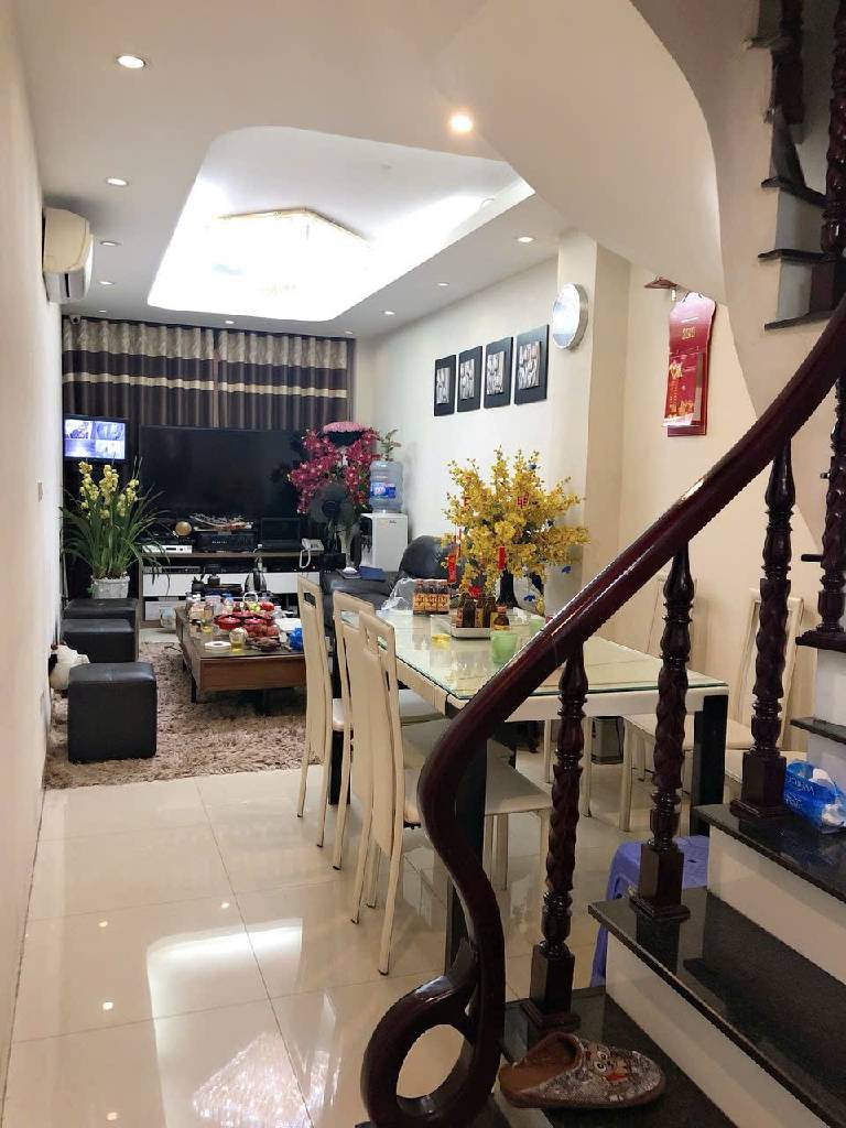 -	MẶT PHỐ TÔN ĐỨC THẮNG – ĐỐNG ĐA – VỪA Ở VỪA CHO THUÊ KINH DOANH